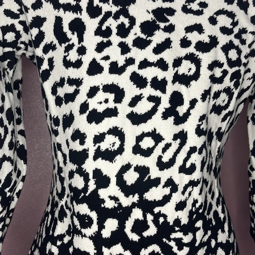 Animal print sweater dress, Knit, woven - Picture 3 of 6